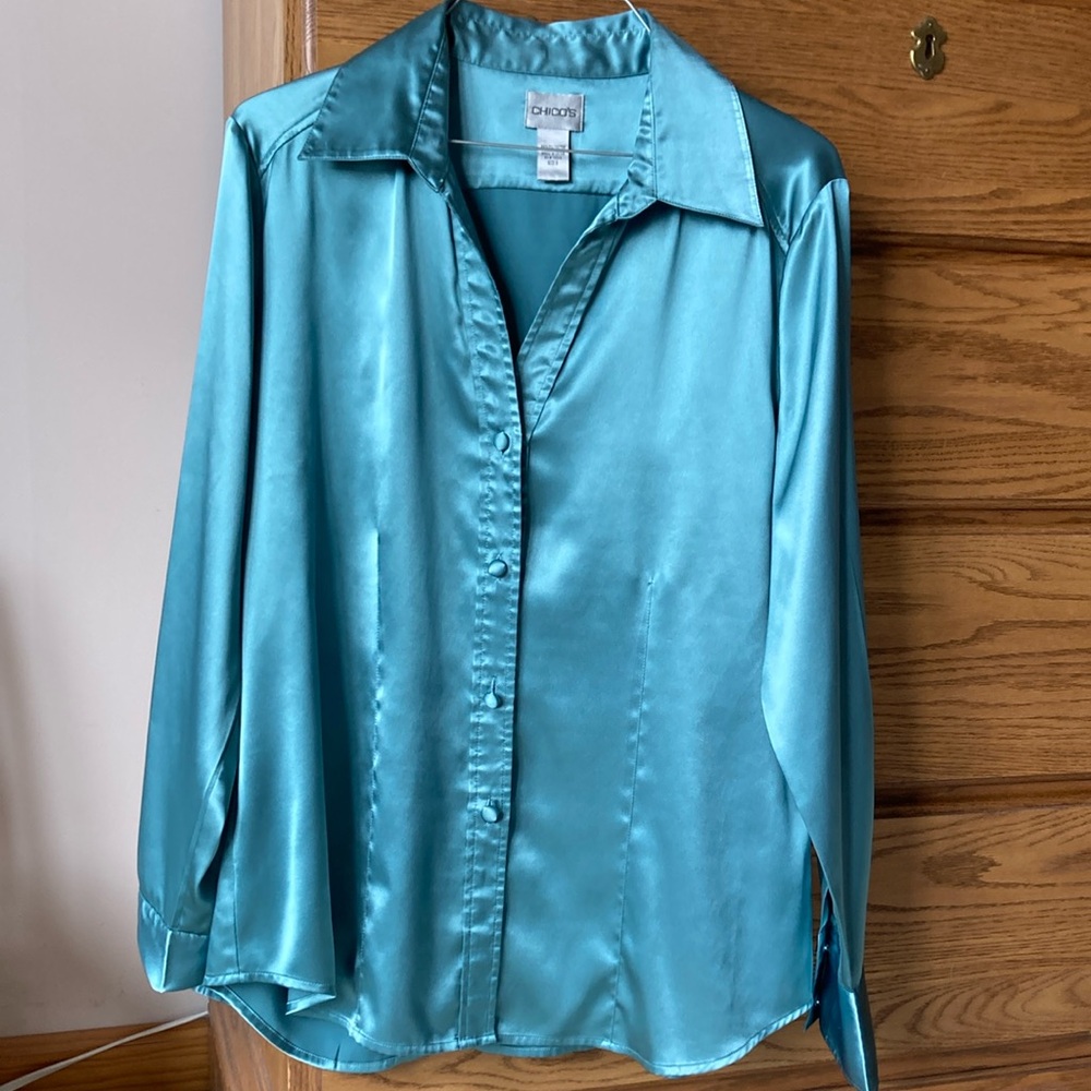 Chico's Lustrous Teal Button Down Blouse